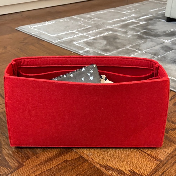 Louis Vuitton On The Go Tote GM reverse monogram - Picture 10 of 11